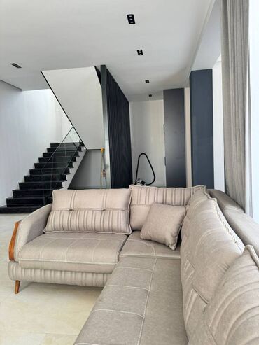 Bağ evlərinin kirayəsi: Şüvəlan qəs., 300 kv. m, 4 otaqlı, Telefon, İşıq, Kanalizasiya — 8