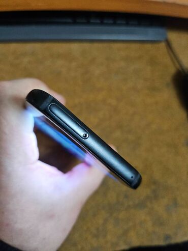 Samsung: Samsung Galaxy A3 2017, 16 GB, bоја - Crna, Otisak prsta — 13