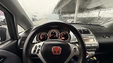 Honda: Honda Jazz: 2005 г., 1.3 л, Автомат, Бензин, Хэтчбэк — 10