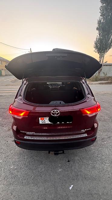 тайота crovn: Toyota Highlander: 2017 г., 3.5 л, Автомат, Бензин, Кроссовер — 7