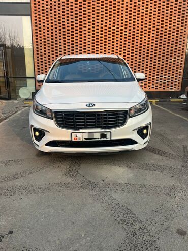 Kia: Kia Carnival: 2018 г., 2.2 л, Автомат, Дизель, Минивэн