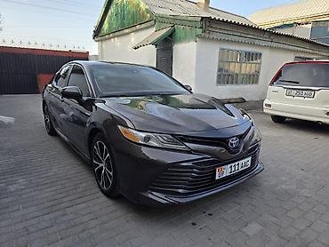 номер бишкек машина: Toyota Camry: 2017 г., 2.5 л, Гибрид, Седан — 2