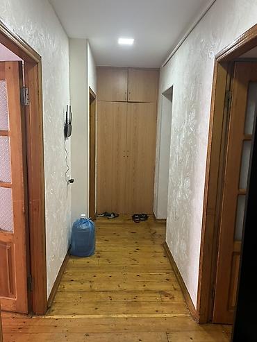 Аренда квартир: Ev tam təmirlidi. Bəzi əşyalar qalacaq.35 nömrəli avtobusun son — 2