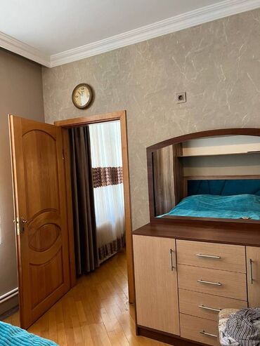 Uzunmüddətli kirayə mənzillər: Nəsimi rayonu,4 mkr dairəsi,15 mərtəbənin,8-ci mərtəbəsində,3 — 4