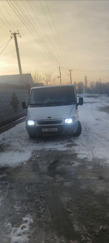 вилка мото: Ford Transit: 2001 г., 2 л, Механика, Дизель, Фургон