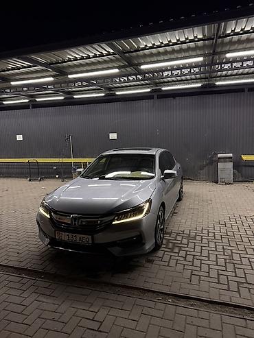 бампер на лупарик: Honda Accord: 2017 г., 2.4 л, Автомат, Бензин, Седан — 1