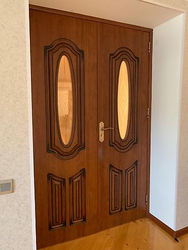 elektrik mişarı satılır: Satılır 5 ədəd otaq qapısı Keyfiyyətli taxta qapılar satılır. 4ədəd — 1