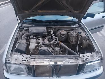 фары на ауди 80: Audi 80: 1992 г., Седан — 10