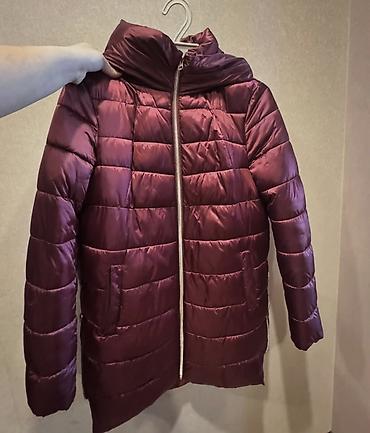 guess ranac: GUESS original qadın kurtkası - Model: yüngül şişmə (quilted) üst — 1