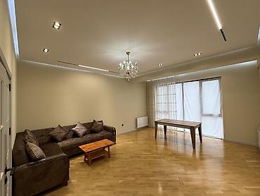 koroglu: Koroğlu metrosunun yaxını, Baku City Residence Kompleksində, 16 — 2
