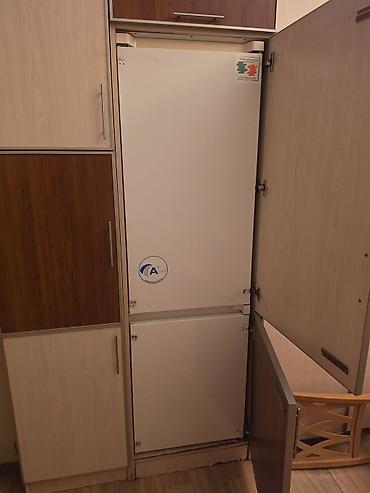 kuxna skaflari: Soyuducu xaladenik satılır 130 manata. ümumi şkafı istəyən olsa onuda — 4