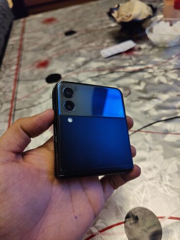 Samsung: Samsung Z Flip, 256 GB, rəng - Qara, Simsiz şarj, İki sim kartlı, Düyməli — 9