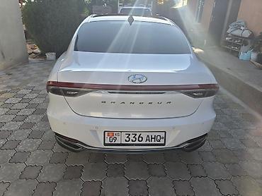 Hyundai Grandeur: 2022 г., 0.3 - engine capacity л, Автомат, Газ, Седан — 5