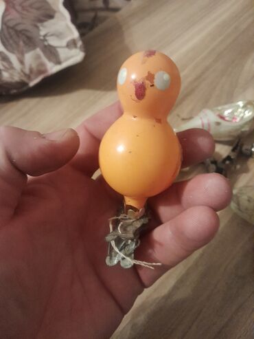 Yeni il oyuncaqları və bəzəkləri: Məhsul: Köhnə yolka bəzəkləri – 5 ədəd klipsli oyuncaqlar Təsvir: - — 9