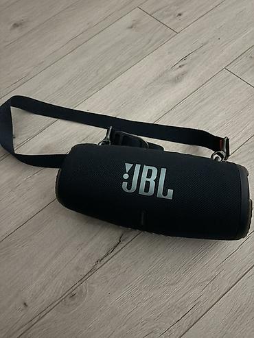 Портативная колонка JBL (серия Xtreme3 форм‑фактор) с ремнем для