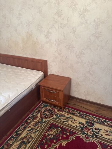 шкафа с зеркалом: Спальный гарнитур, Б/у, Двуспальная кровать, Россия, Самовывоз