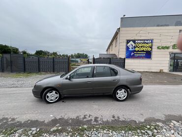 Nissan: Nissan Primera: 2000 г., 2 л, Вариатор, Бензин, Хэтчбэк