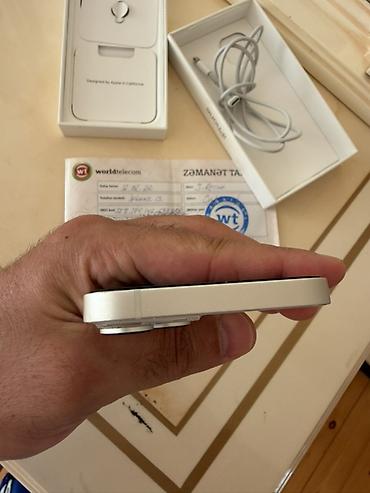 Apple iPhone: IPhone 13, 128 GB, Starlight — 7