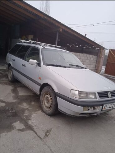 Volkswagen: Volkswagen Passat: 1995 г., 2 л, Механика, Бензин, Универсал