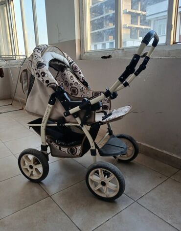 детская трехколесная коляска: Коляска, цвет - Коричневый