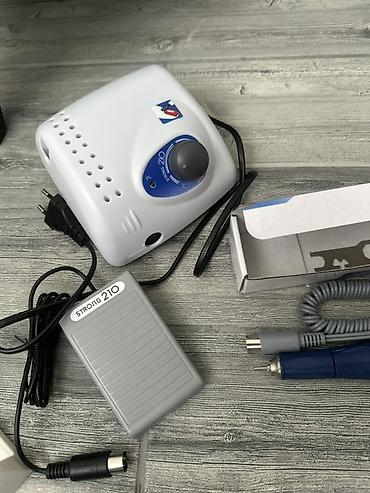 Manikür, pedikür aparatları: Peşəkar manikür üçün tam dəst Tərkib: - Strong 210 frez aparatı – — 2