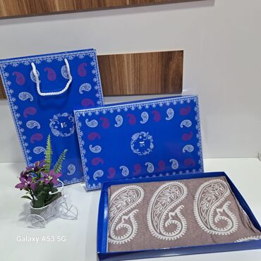 Baş geyimləri: Kelagayı🥰 Ipek və pambıq materıal.hediyyelik,🌹 Öicü 140/140. Qutusu — 19