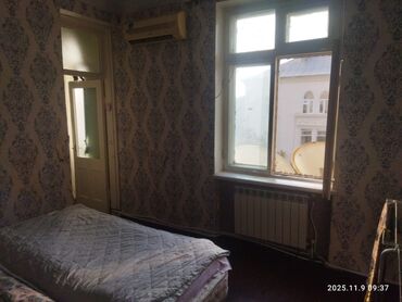 Uzunmüddətli kirayə mənzillər: Mənzil – Suvəlanda, 3 mərtəbəli evin 3 cü mərtəbəsində. 2 otaqlı — 3