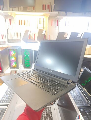 Acer: İşlənmiş Acer 15.6 ", Intel Core i3, 256 GB, Ünvandan götürmə, Pulsuz çatdırılma, Ödənişli çatdırılma