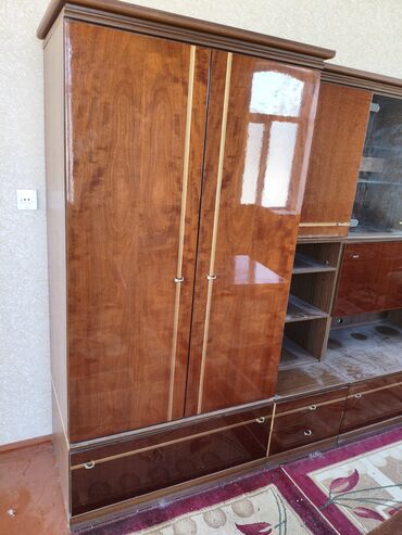 Digər mebel: Mebel dəst şəklində verilir iki sfaner 2 kreslo 1 divan w xalça bir — 6