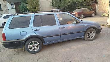 Volkswagen Golf Variant: 1994 г., 1.8 л, Механика, Бензин, Универсал