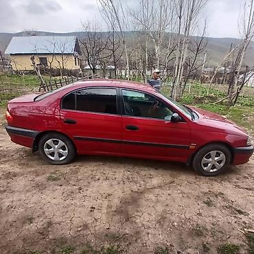 ford transit 2003: Toyota Avensis: 2002 г., 1.6 л, Механика, Бензин, Седан — 2