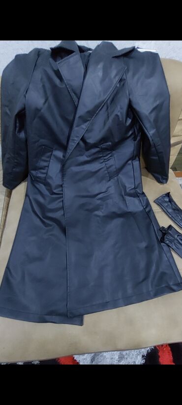 Dəstlər, kostyumlar: Qadın geyimleri 9 aznden baslayir. bir nece geyim alana endirim ve — 21