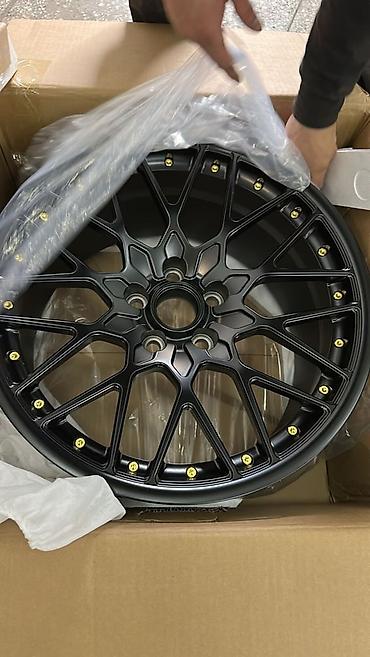 Колеса в сборе: Колеса в сборе 35 / R 18, Лето, Б/у, Комплект, Легковые, отверстий - 5 at lalafo.kg — 2 Колеса в сборе: Колеса в сборе 35 / R 18, Лето, Б/у, Комплект, Легковые, отверстий - 5 — 2