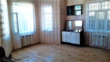 Həyət evləri və villaların satışı: 3 otaqlı, 112 kv. m, Orta təmir — 7