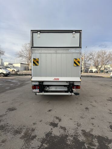 Легкий грузовой транспорт: Легкий грузовик, Mercedes-Benz, Стандарт, 3 т, Б/у at lalafo.kg — 5 Легкий грузовой транспорт: Легкий грузовик, Mercedes-Benz, Стандарт, 3 т, Б/у — 5