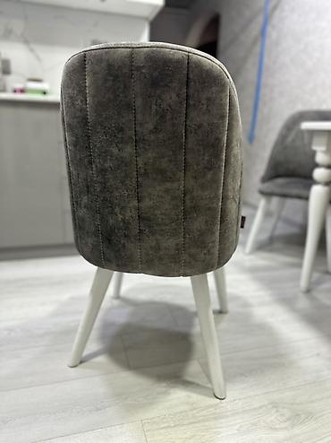 stullar islenmis: Mebel – Yumşaq oturacaqlı taxta ayaqlı stul - Rəng: Boz (melanj — 3
