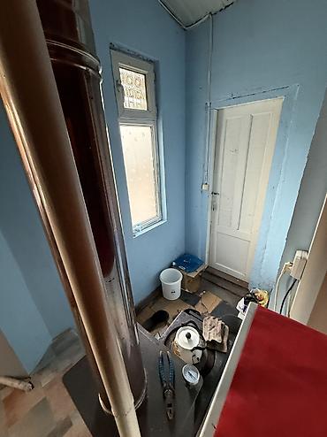 Продажа коттеджей и домов: 🏡 Продаётся участок с домом в Эркин-Тоо 2 📍 Тихий и перспективный — 10