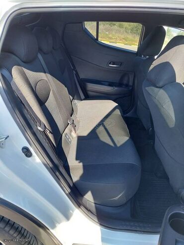 Toyota: Toyota C-HR: 1.2 l. | 2020 έ. SUV/4x4 — 3