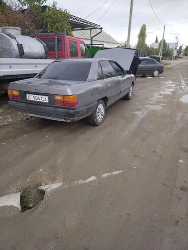 авто ока: Audi 100: 1990 г., 1.8 л, Механика, Бензин, Седан