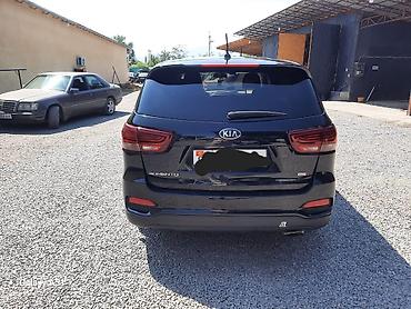 выбор номера о: Kia Sorento: 2019 г., Внедорожник — 1