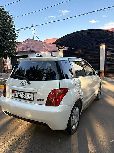 Toyota: Toyota Ist: 2003 г., 1.5 л, Автомат, Бензин, Хэтчбэк — 7