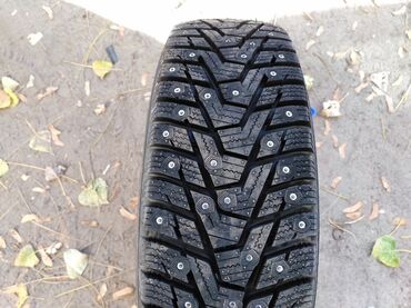 Шины: Шипованные зимние шины 275/55 R20 (комплект из 4 шт.) - Размер