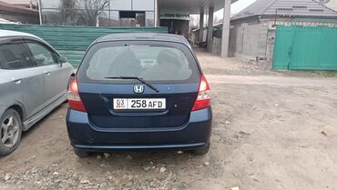 Honda: Honda Jazz: 2001 г., 1.3 л, Механика, Бензин