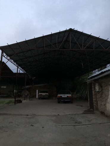 я ищу дом рабочий городок: Сдаю в аренду крытый двор под бизнес(небольшо ангар) адрес