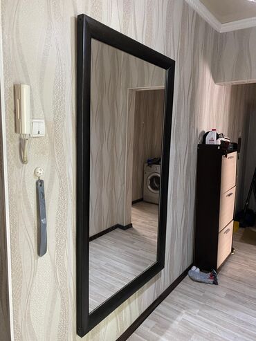зеркало с ножками: СРОЧНО ПРОДАЕТСЯ ЗЕРКАЛО С СВЯЗИ С ПЕРЕЕЗДОМ!!!
ТОРГ УМЕСТЕН!
