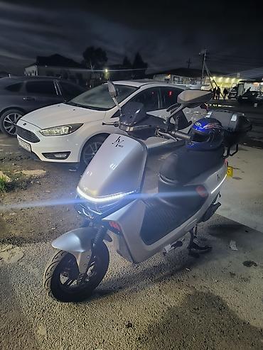 elektro scuter: - JyNeo, 60 sm3, 500 km — 1