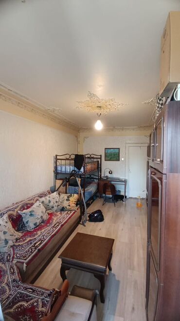 Mətbəx mebeli: Sumqayit şeherinde 2otagli leningtad lahiyeli mənzil satilir.5/4,orta — 12