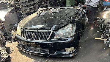 Фронтальные клипсы/передние части для Toyota Crown (семейство