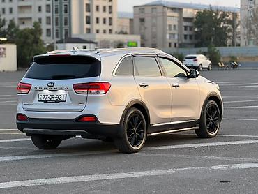 masin sukani: Kia Sorento: 2 l | 2016 il Krossover — 2