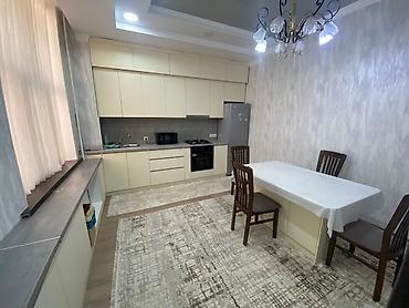 Продажа коттеджей и домов: Продаётся дом с участком 6 соток в районе АУЦА Локация: чуть выше — 10